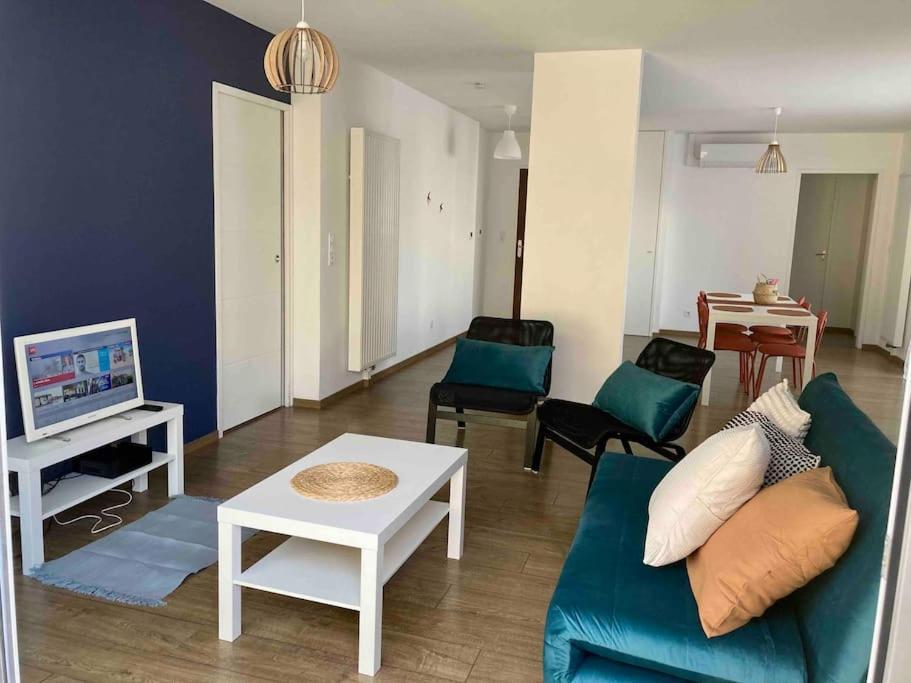 Quai Sud - Gare, 100 M2, Parking, Wifi, Superette, Lave Linge Apartamento Angers Exterior foto