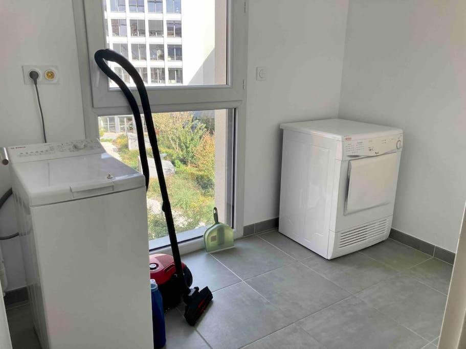 Quai Sud - Gare, 100 M2, Parking, Wifi, Superette, Lave Linge Apartamento Angers Exterior foto